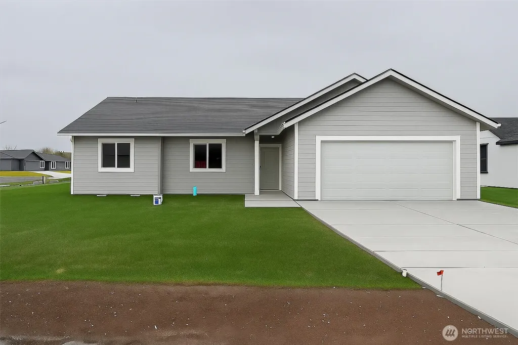 223 Poplar Street NE Royal City WA 99357