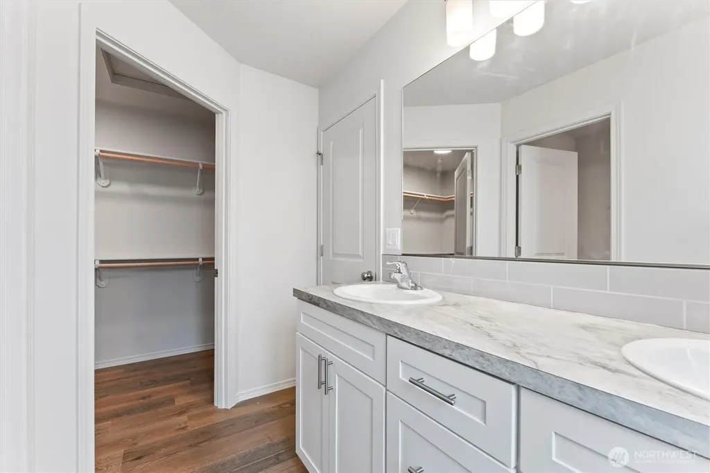 223 Poplar Street NE Royal City WA 99357