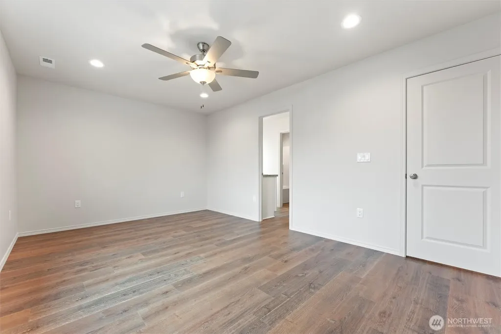 223 Poplar Street NE Royal City WA 99357