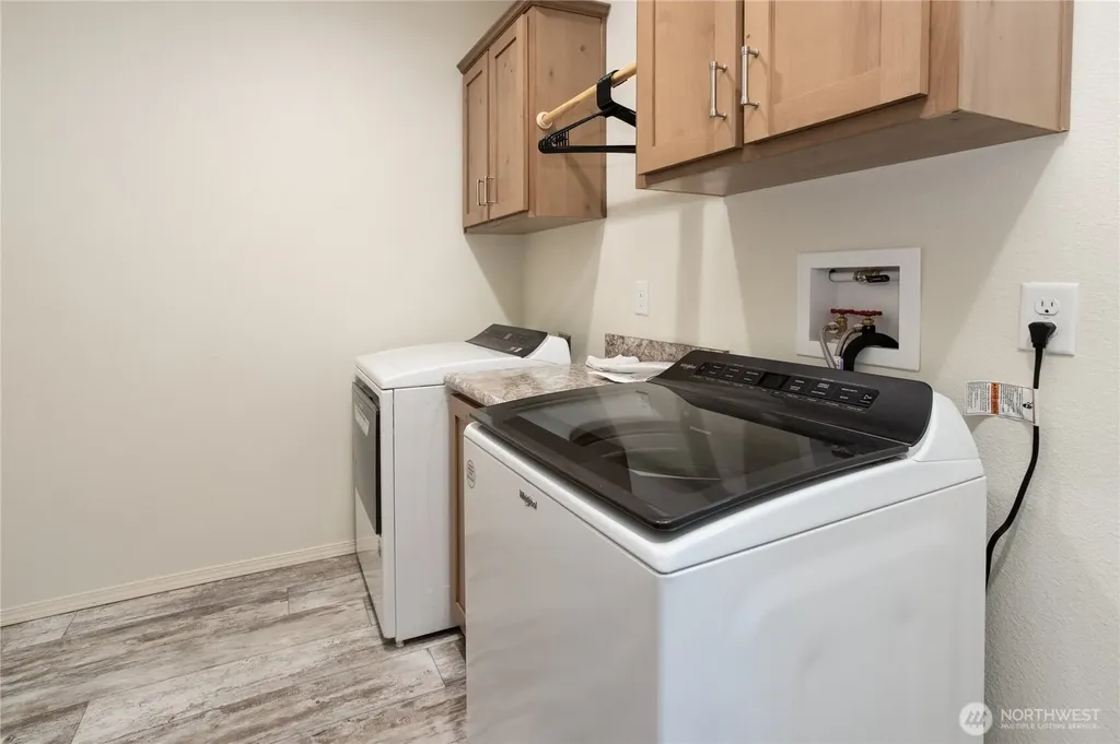 6350 Portal Way Ferndale WA 98248