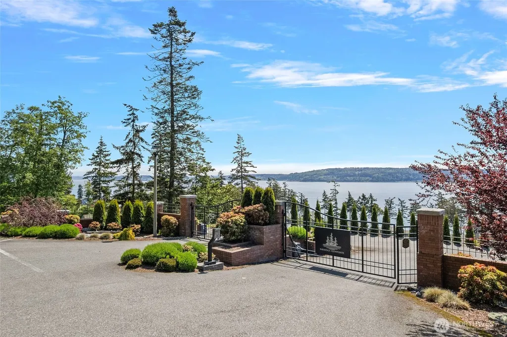 1420 Sergios View Lane Oak Harbor WA 98277