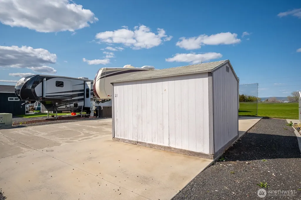 17693 Road 5 NW Quincy WA 98848