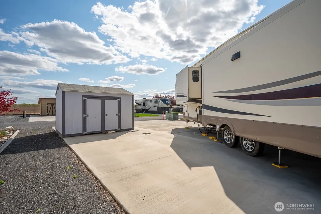 17693 Road 5 NW Quincy WA 98848