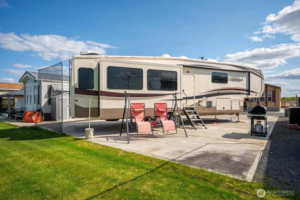 17693 Road 5 NW Quincy WA 98848
