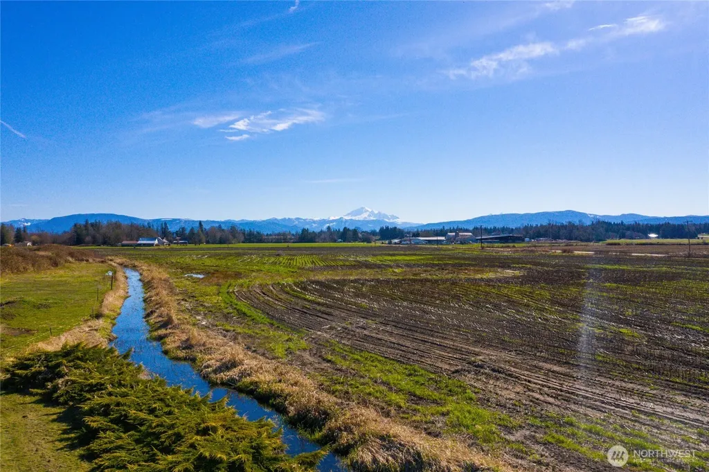 490 W Laurel Road Bellingham WA 98226