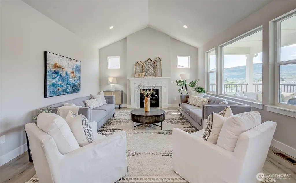 1580 S Kelvin Court East Wenatchee WA 98802
