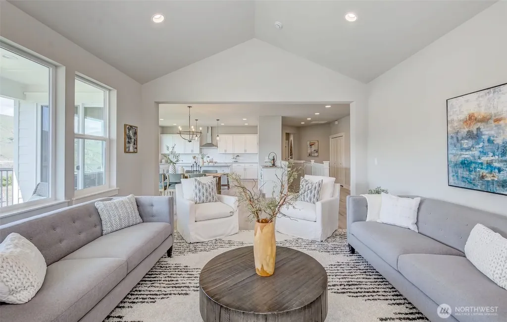 1580 S Kelvin Court East Wenatchee WA 98802