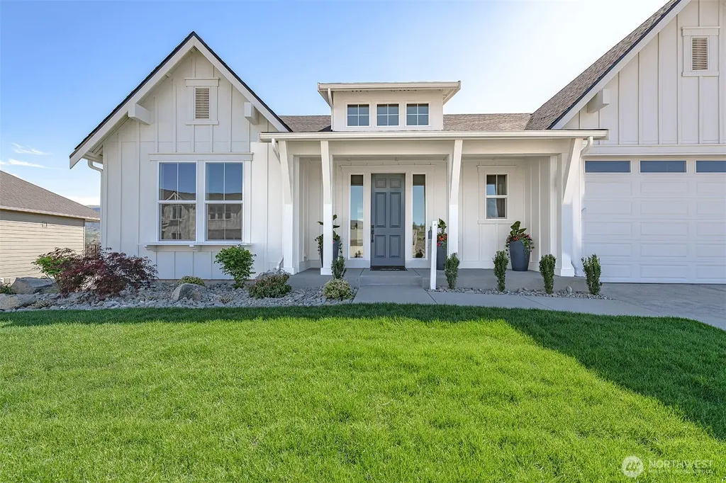 1580 S Kelvin Court East Wenatchee WA 98802