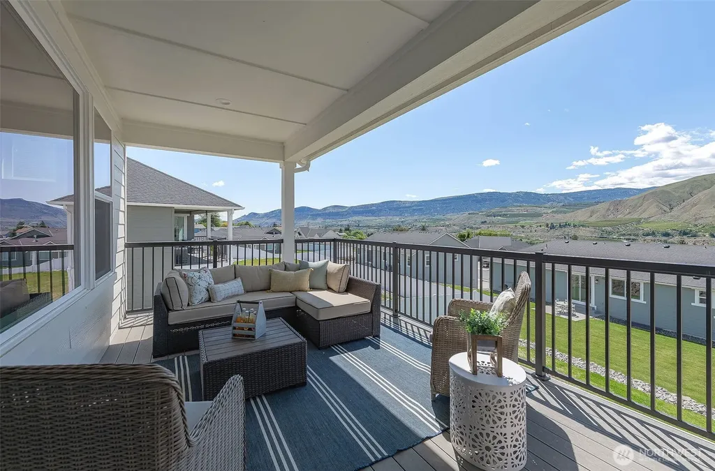 1580 S Kelvin Court East Wenatchee WA 98802