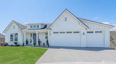 1580 S Kelvin Court East Wenatchee WA 98802