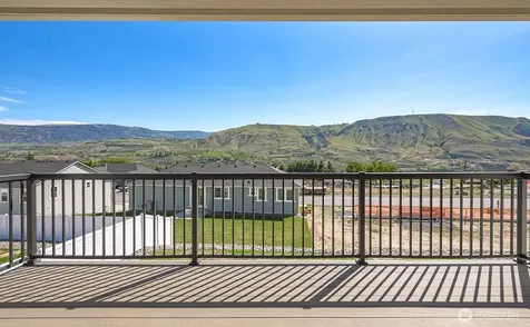 1580 S Kelvin Court East Wenatchee WA 98802