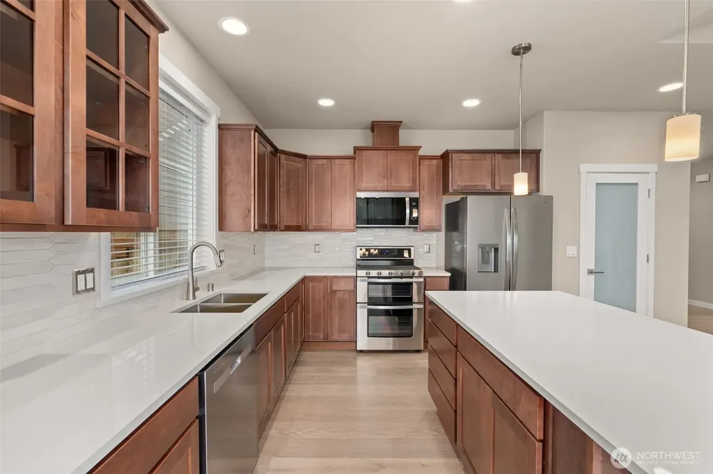 9621 7th Avenue SE Lacey WA 98513