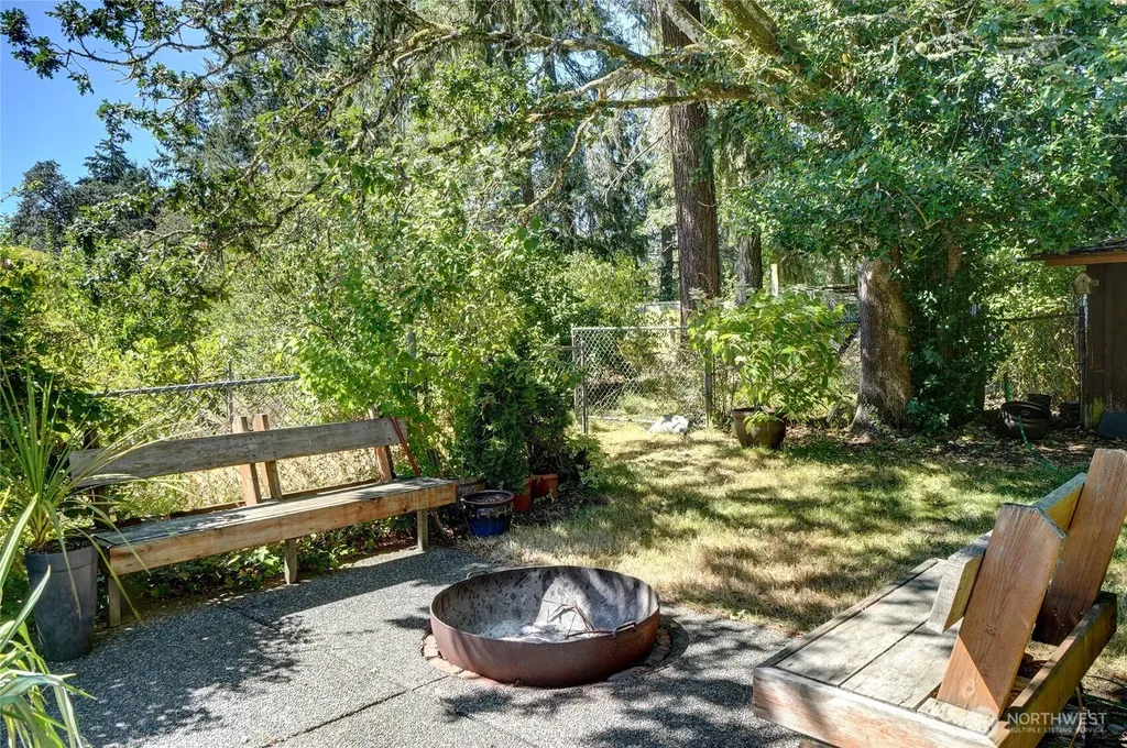 16006 Spanaway Loop Road S Spanaway WA 98387