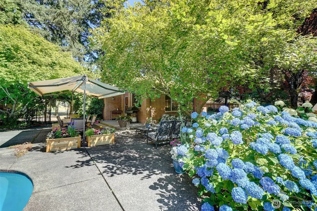 16006 Spanaway Loop Road S Spanaway WA 98387