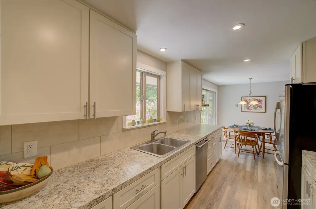 27521 U Street Ocean Park WA 98640