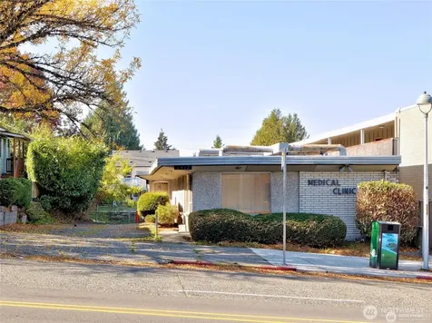 6517 35th Avenue SW Seattle WA 98126
