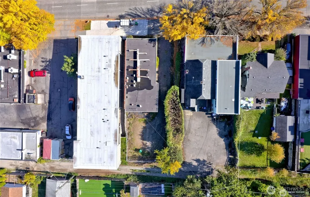 6517 35th Avenue SW Seattle WA 98126