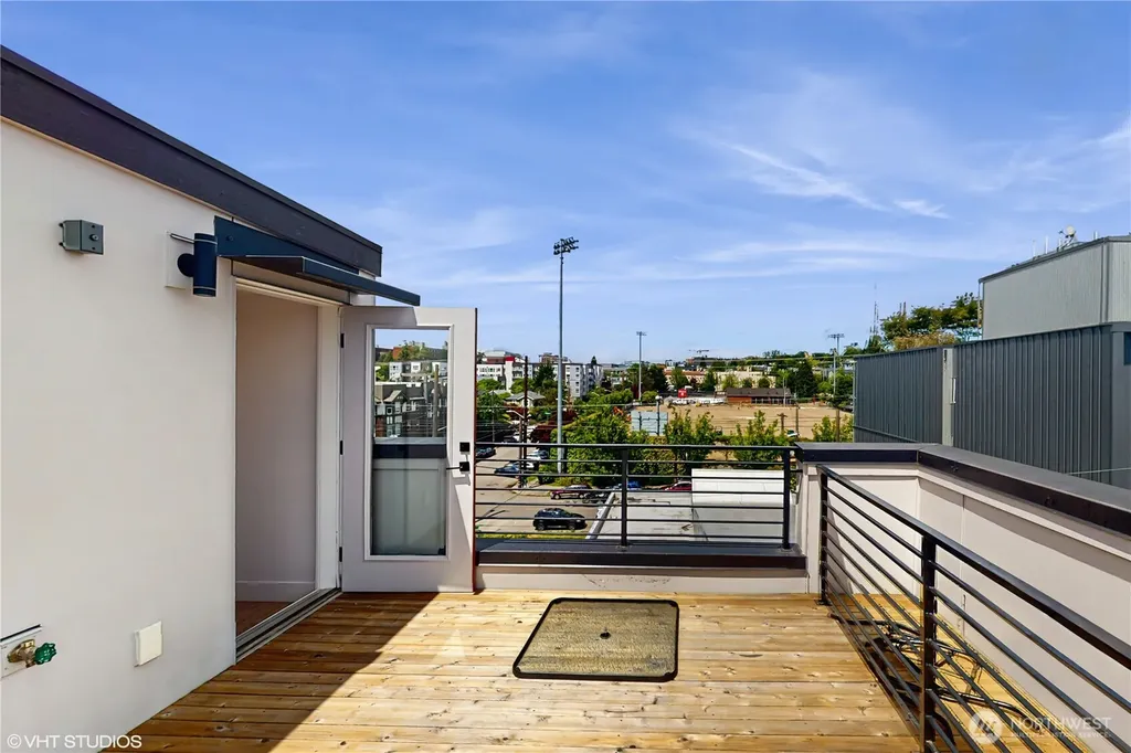 1300 E Remington Court Seattle WA 98122