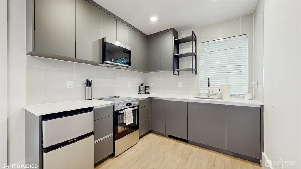 1300 E Remington Court Seattle WA 98122
