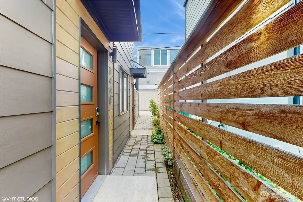 1300 E Remington Court Seattle WA 98122