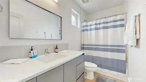 1300 E Remington Court Seattle WA 98122