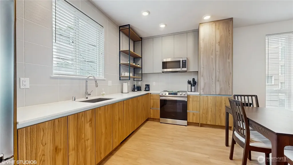 1300 E Remington Court Seattle WA 98122