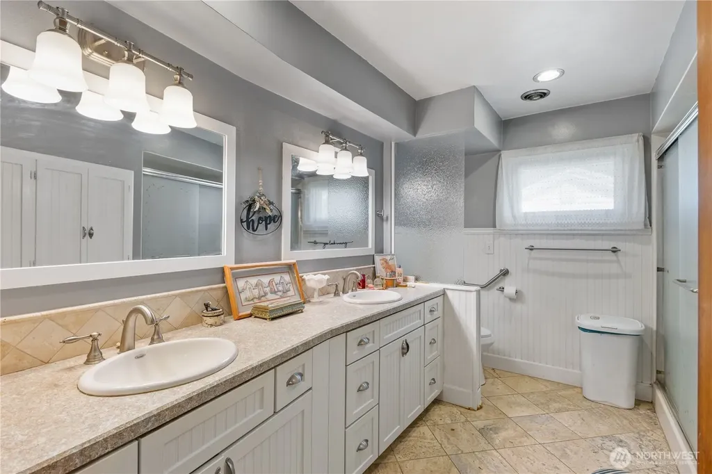 308 2nd Avenue Harrington WA 99134