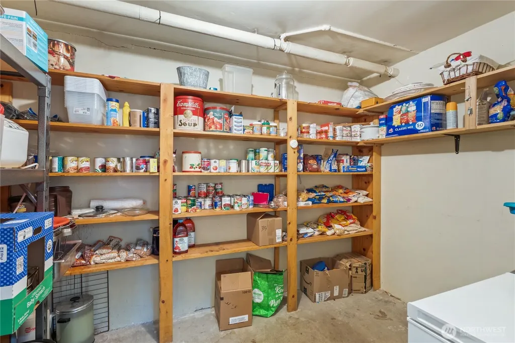 308 2nd Avenue Harrington WA 99134