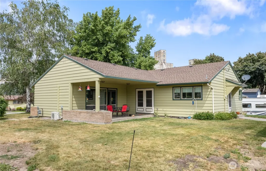 308 2nd Avenue Harrington WA 99134