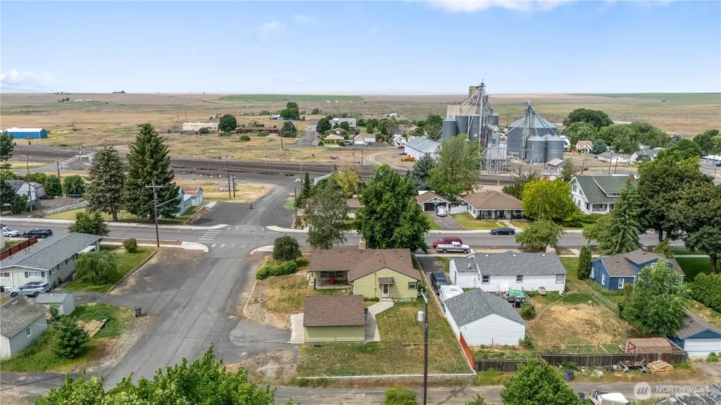 308 2nd Avenue Harrington WA 99134