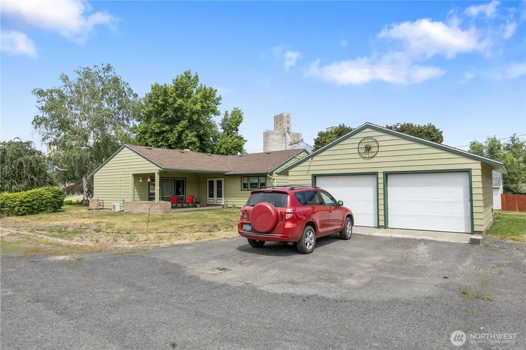 308 2nd Avenue Harrington WA 99134