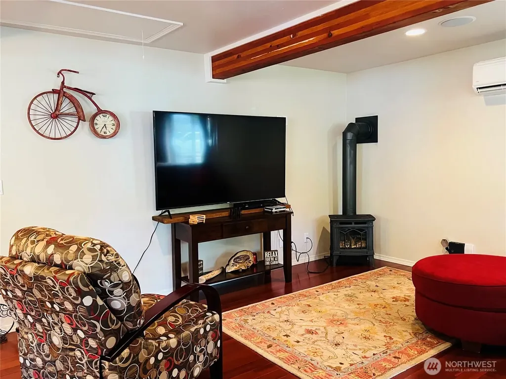 601 Mountain Trail Road Brinnon WA 98320