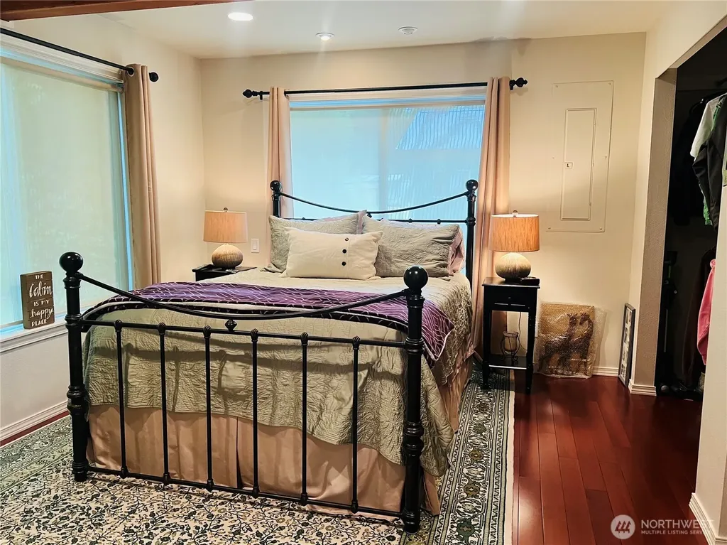 601 Mountain Trail Road Brinnon WA 98320