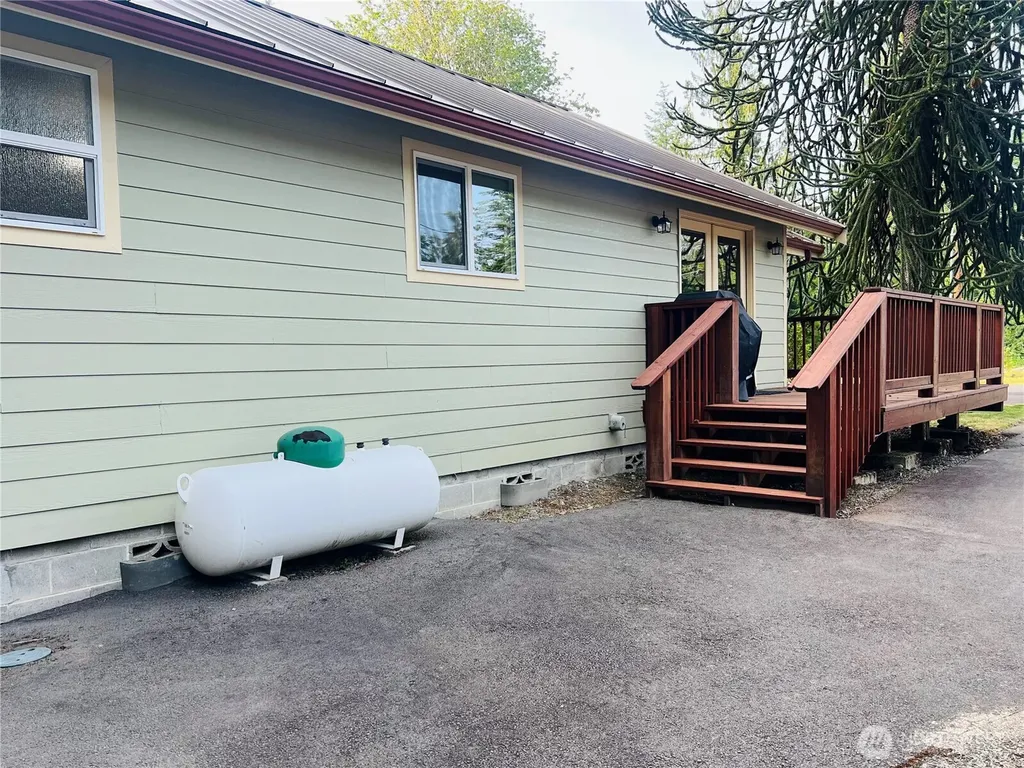 601 Mountain Trail Road Brinnon WA 98320