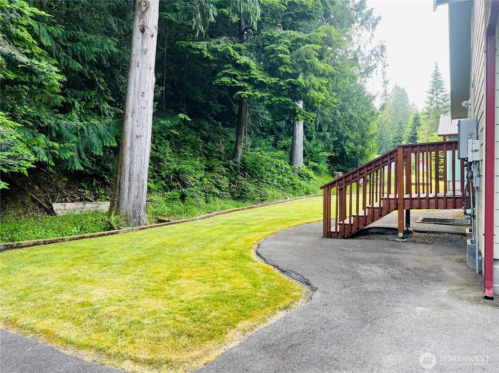 601 Mountain Trail Road Brinnon WA 98320