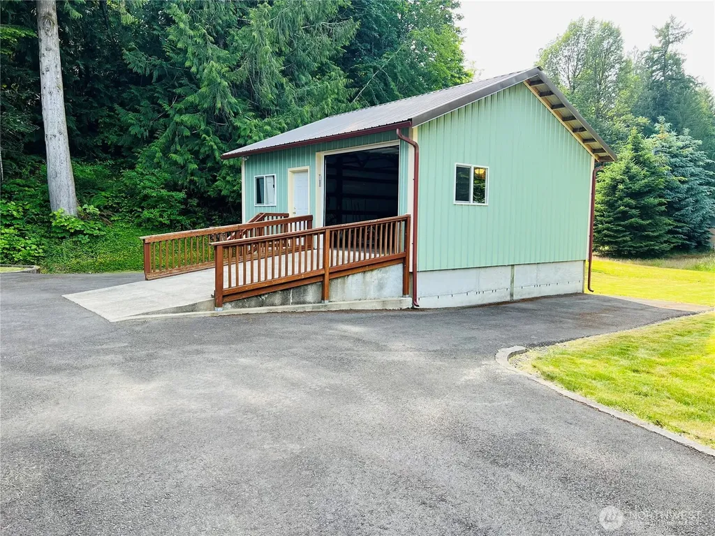 601 Mountain Trail Road Brinnon WA 98320