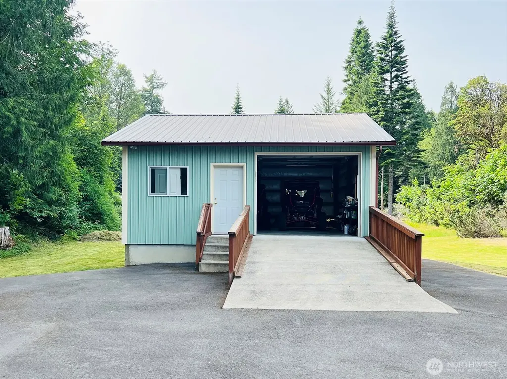 601 Mountain Trail Road Brinnon WA 98320