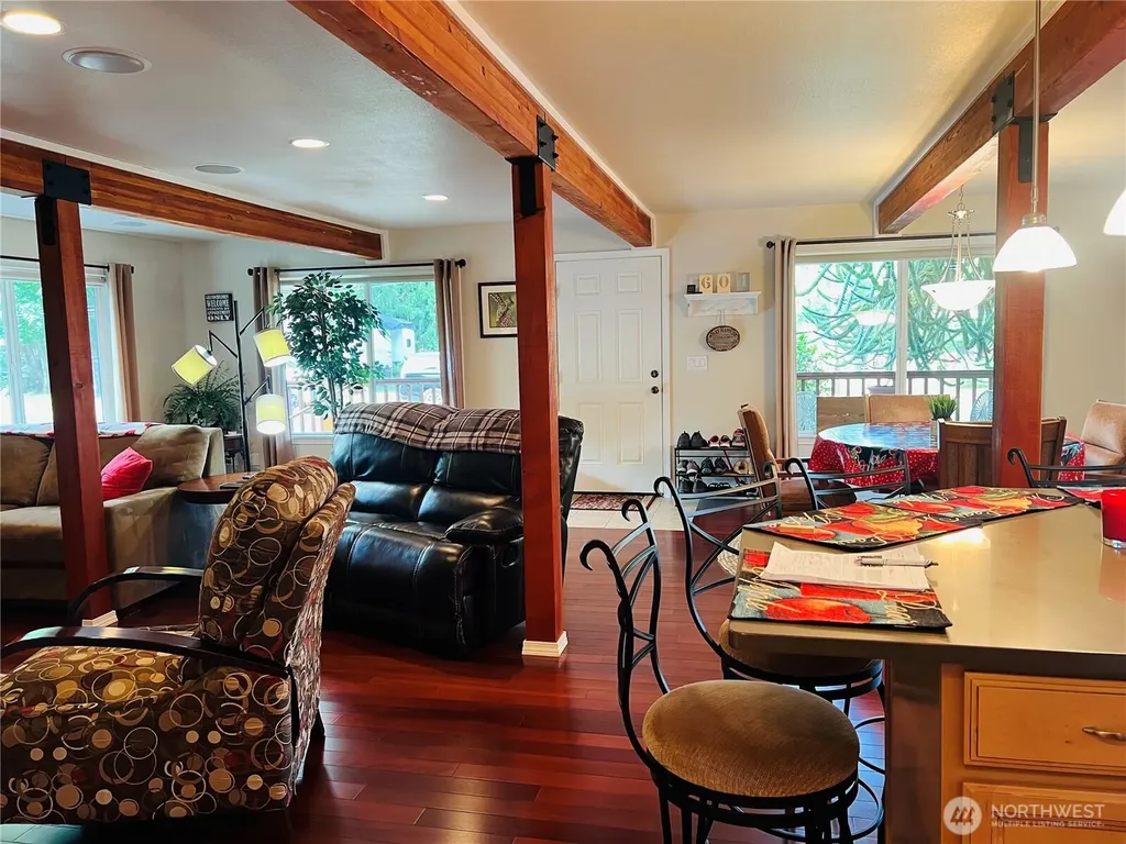 601 Mountain Trail Road Brinnon WA 98320