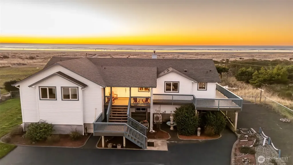 708 Sea Vista Lane Grayland WA 98547