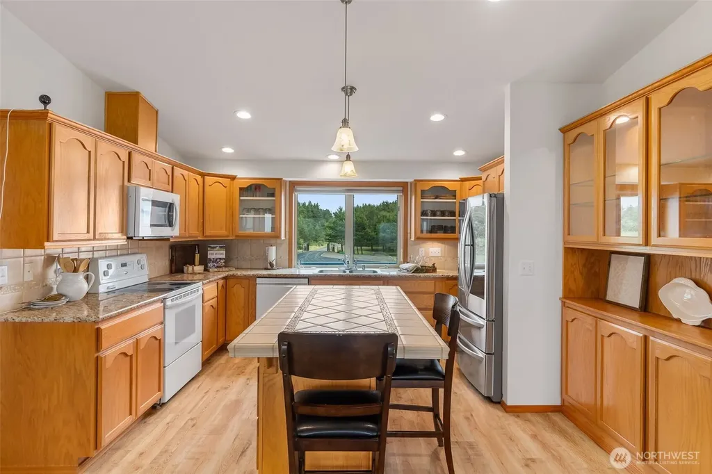 708 Sea Vista Lane Grayland WA 98547