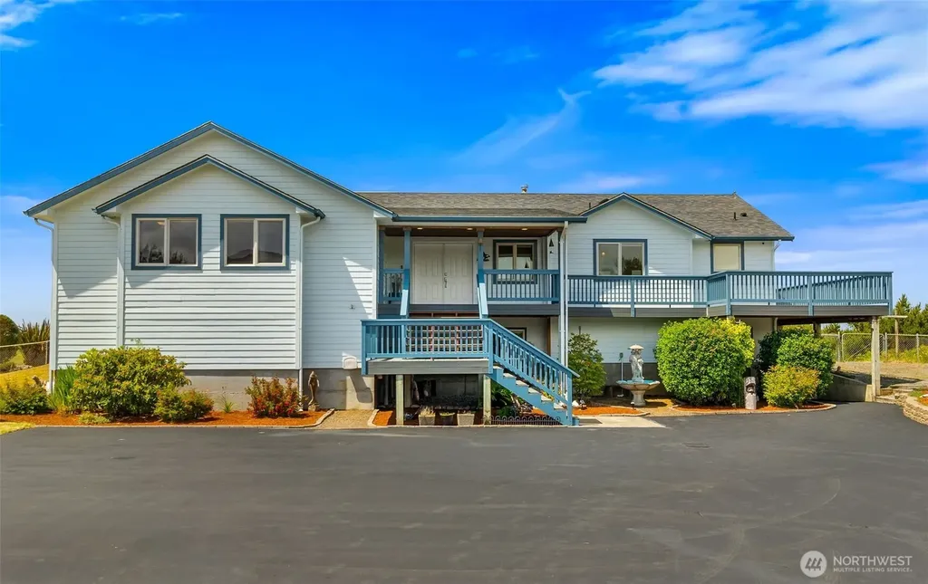 708 Sea Vista Lane Grayland WA 98547