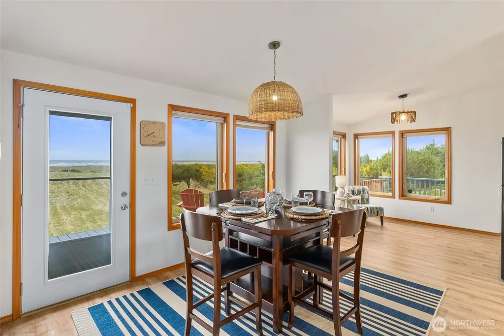 708 Sea Vista Lane Grayland WA 98547