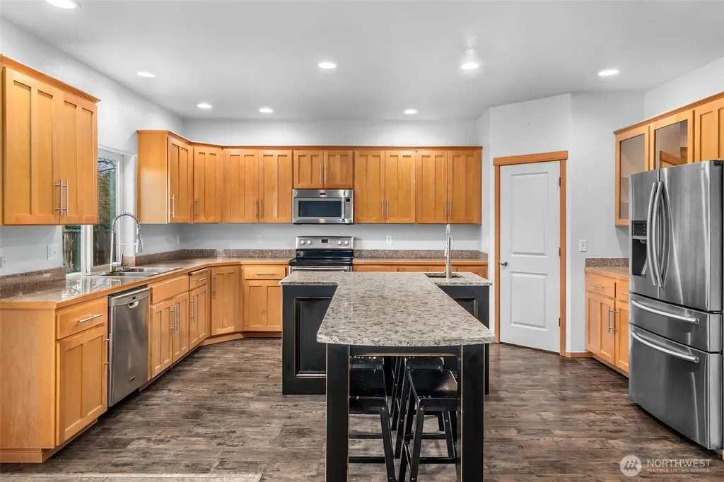 4819 181st Lane SW Rochester WA 98579