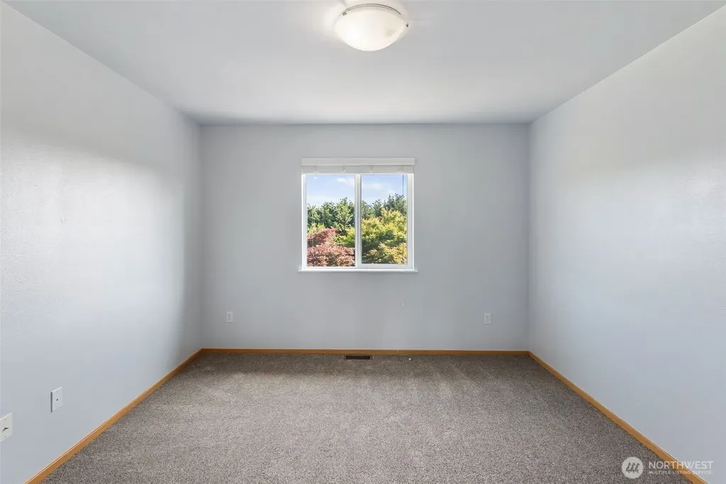 4819 181st Lane SW Rochester WA 98579