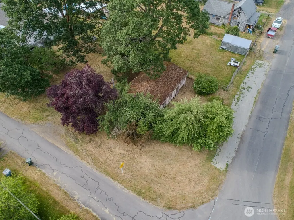 312 2nd Street W Roy WA 98580
