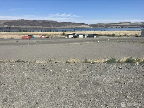 210 Basin Pointe Lp Vantage WA 98950