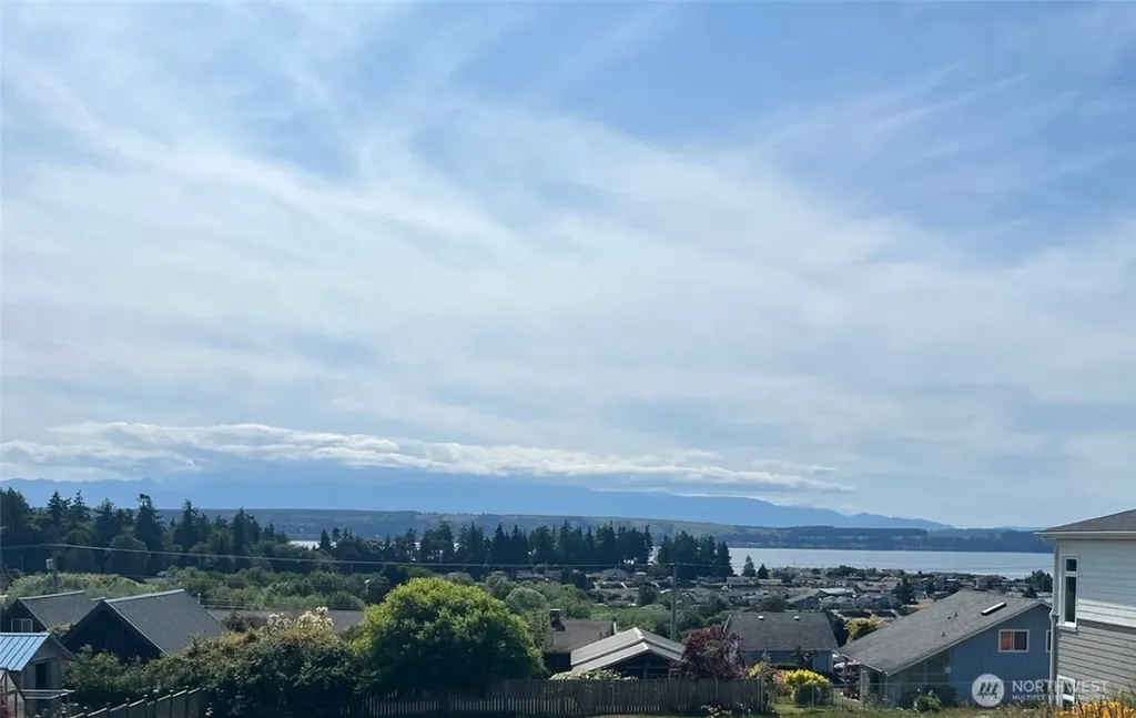 37692 Buck Road NE Hansville WA 98340