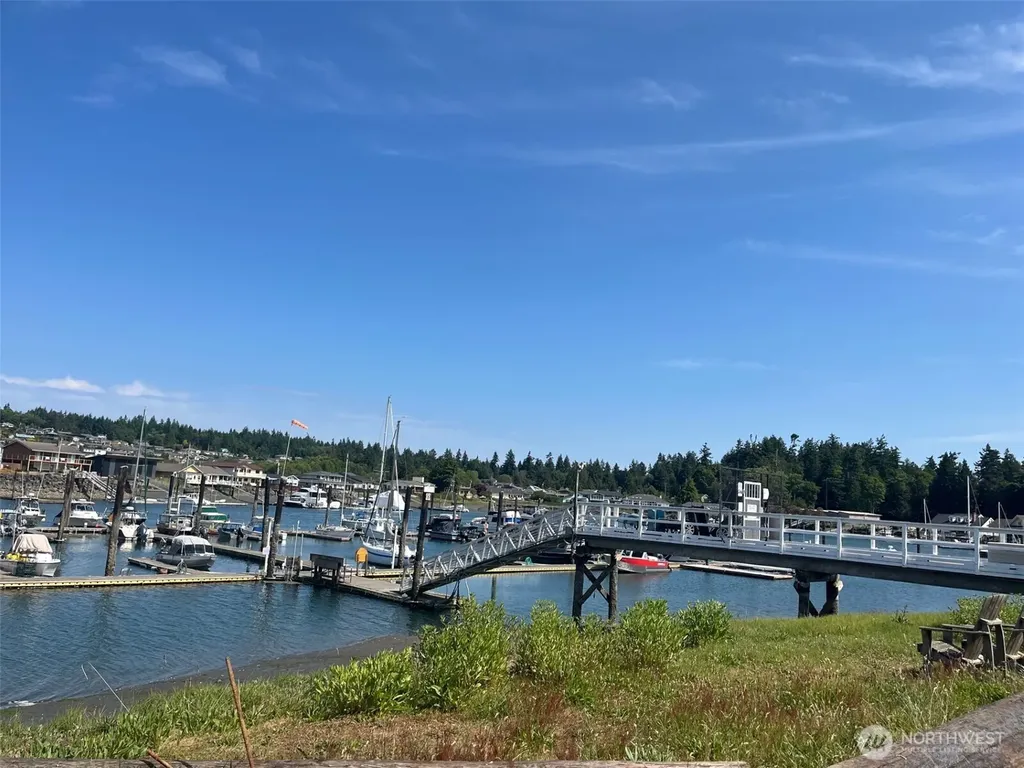 37692 Buck Road NE Hansville WA 98340