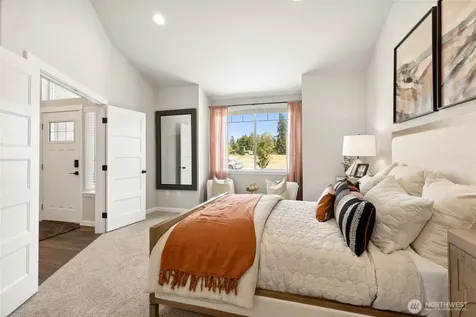26919 30th Place S Kent WA 98032