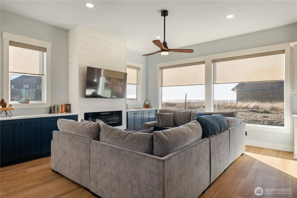 1288 Cohasset Crest Westport WA 98595